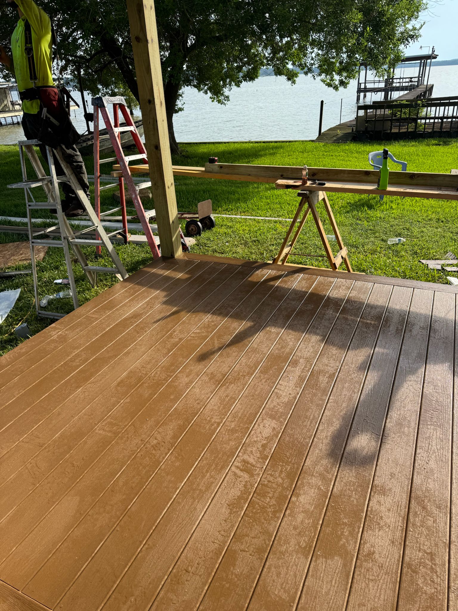decretive decking in a pattern